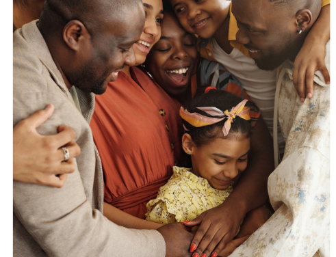 Buzz | Supporting Military-Connected Children, ASL Plaza Sésamo, School Behavioral Assessment, and Holiday Travel Tips